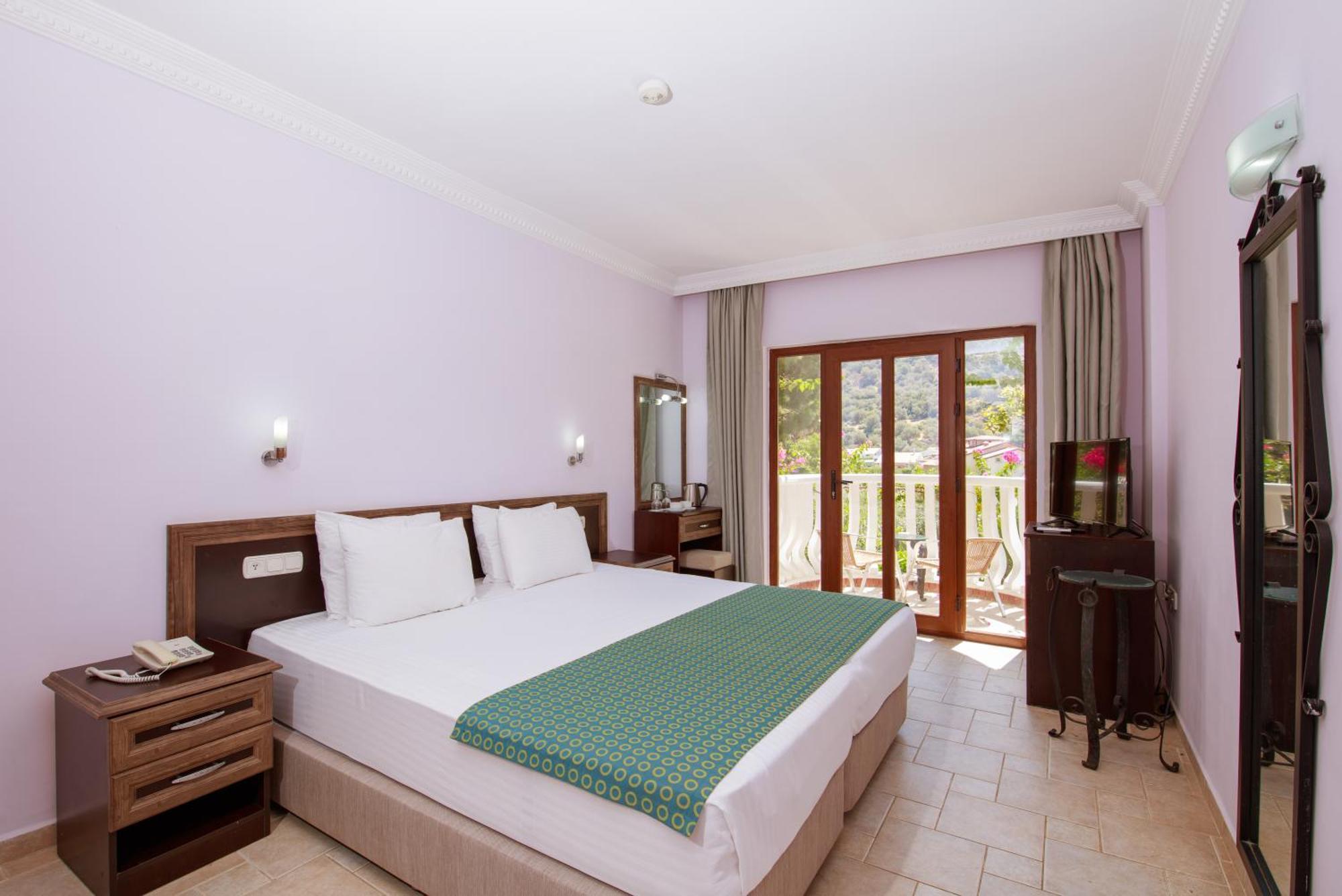 Flamingo Hotel & Spa - Pet Friendly 올루데니스 외부 사진